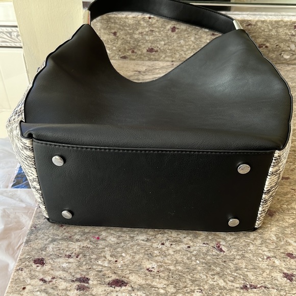 Alfani purse - Picture 7 of 7